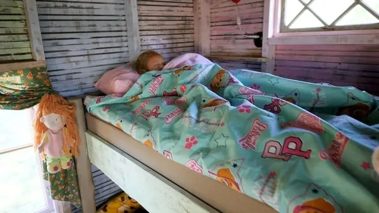 Basic Kulübe, Ortak Banyo
