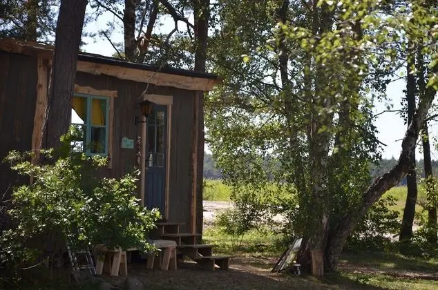 Basic Kulübe, Ortak Banyo