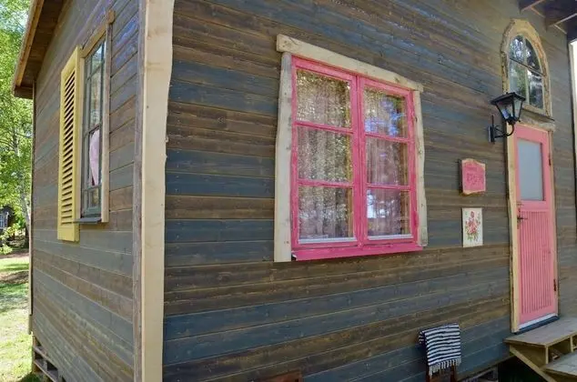 Basic Kulübe, Ortak Banyo