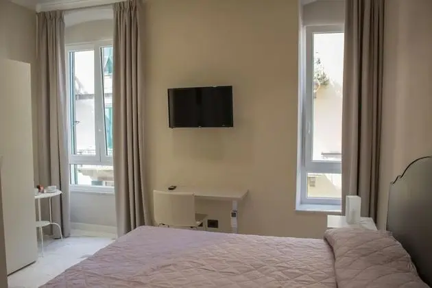 Deluxe Tek Büyük veya İki Ayrı Yataklı Oda