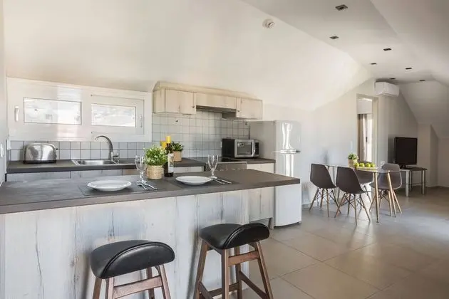Luxury Apart Daire, 1 Yatak Odası, Kısmi Deniz Manzaralı, Denize Bakan (Apartment)