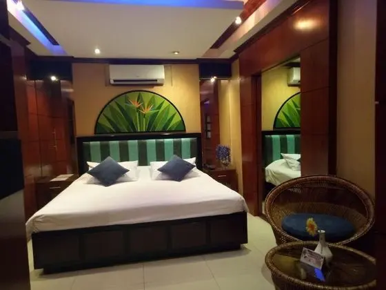 Superior Oda (Emperor Bed)
