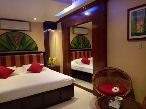 Superior Oda (Emperor Bed)