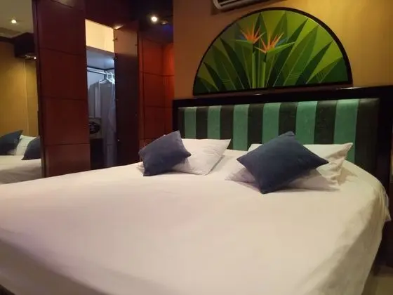 Superior Oda (Emperor Bed)