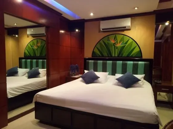 Superior Oda (Emperor Bed)