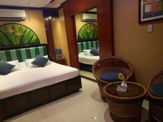 Superior Oda (Emperor Bed)