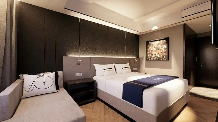 Deluxe Tek Büyük Yataklı Oda