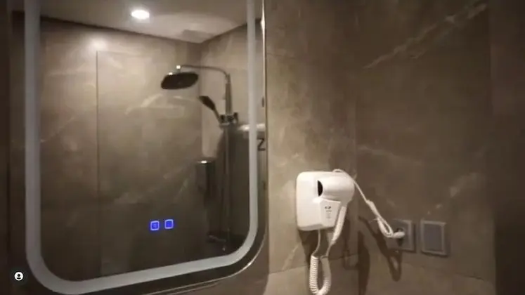 Executive Tek Büyük Yataklı Oda