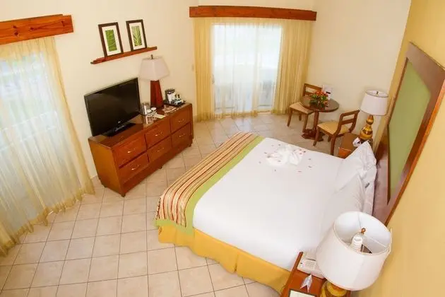 JR Honeymoon Suite