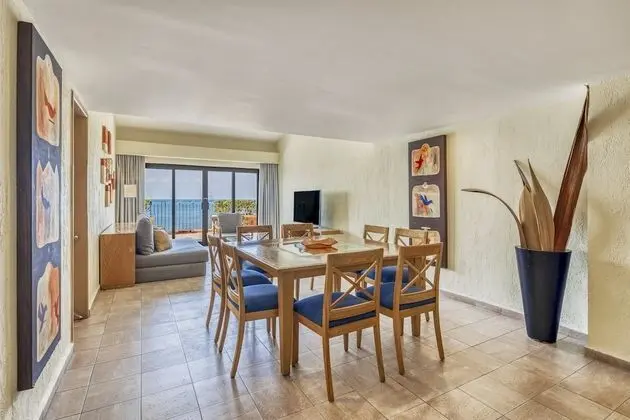 Master Suite, 3 bedrooms plus