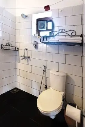 Basic Tek Büyük Yataklı Oda, 1 Büyük (Queen) Boy Yatak