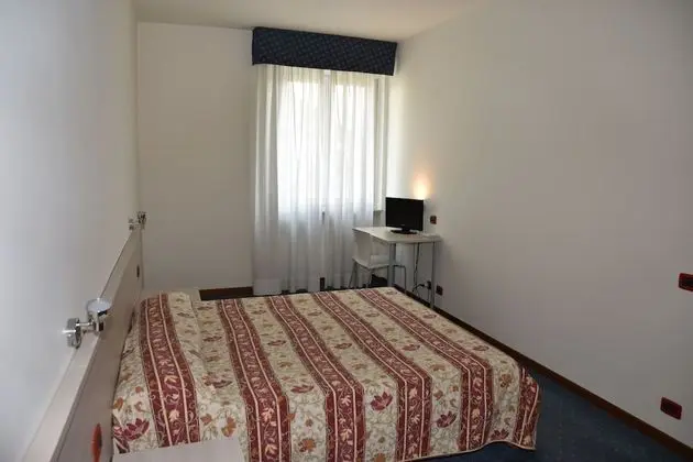 Tek Büyük Yataklı Oda, 1 Yatak Odası
