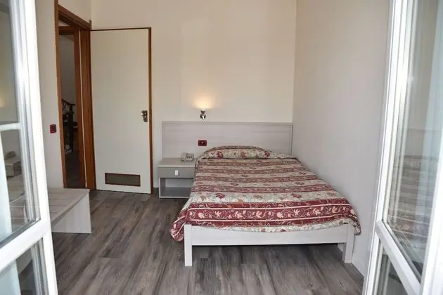 Tek Kişilik Oda