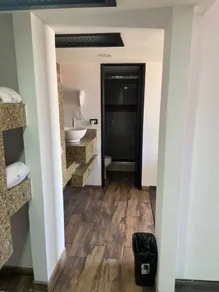 Premium Tek Büyük Yataklı Oda