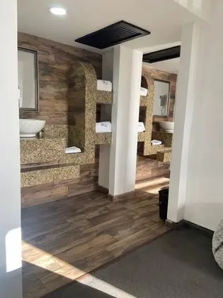Premium Tek Büyük Yataklı Oda