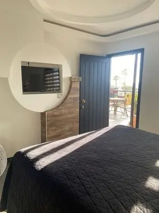 Premium Tek Büyük Yataklı Oda