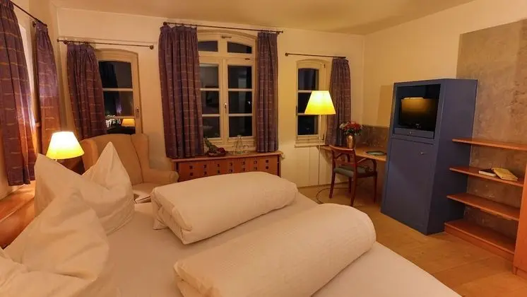 Comfort Tek Büyük Yataklı Oda (Ahornzimmer)