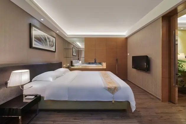 Elite Süit, Sigara İçilmez