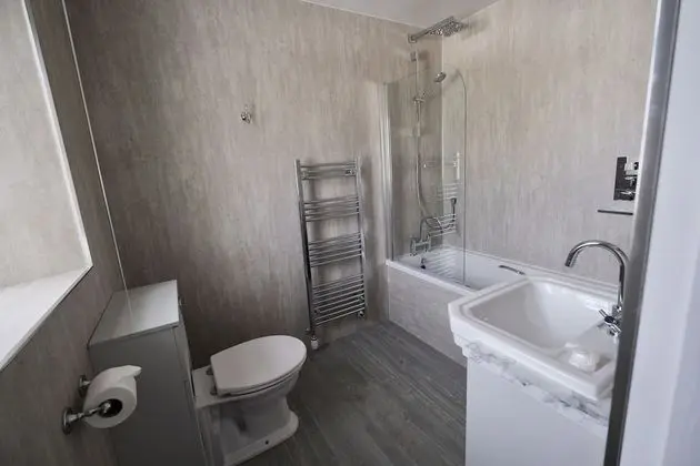 Tek Büyük veya İki Ayrı Yataklı Oda (Room 7)