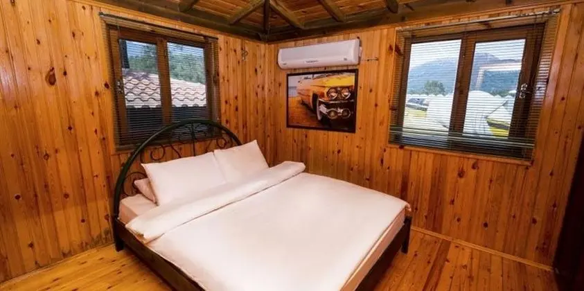 Bungalow, Bahçe Manzaralı, Balkonlu - İadesiz Oda Kahvaltı