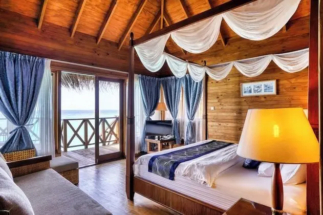 Villa, Deniz Üstü