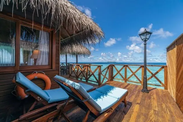 Villa, Deniz Üstü