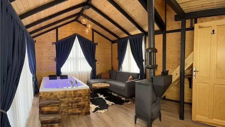 Deluxe Ağaç Ev
