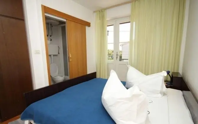 Apart Daire (Fila - large & close to the beach - A)