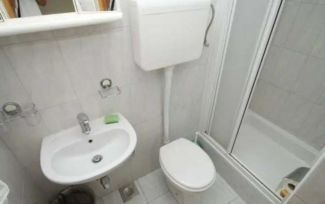 Apart Daire (Fila - large & close to the beach - A)