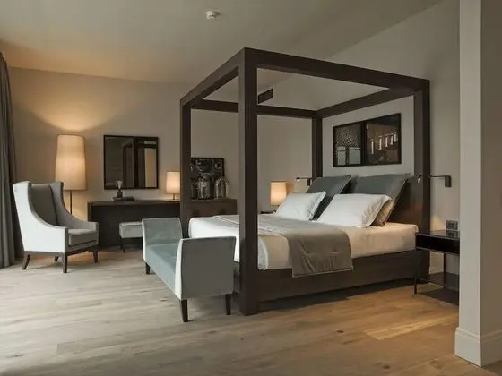 Grand Süit, Göl Manzaralı