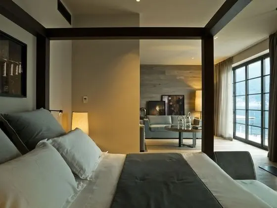 Grand Süit, Göl Manzaralı