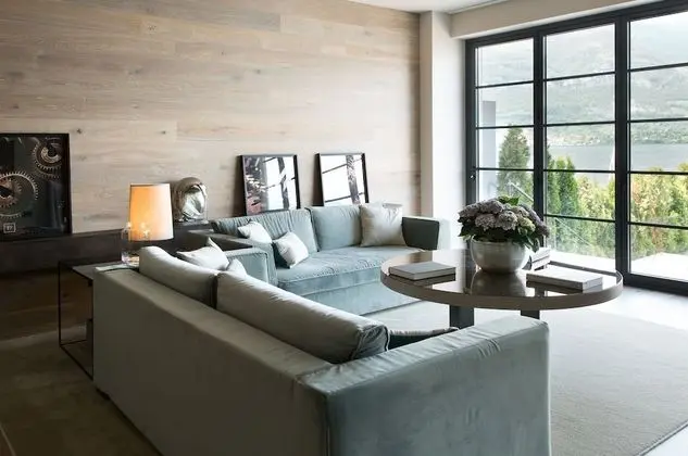 Grand Süit, Göl Manzaralı