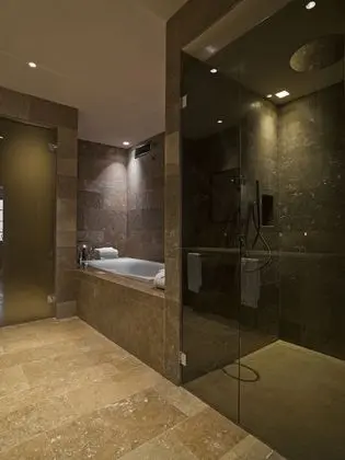 Grand Süit, Göl Manzaralı