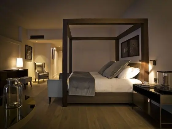 Junior Süit, Göl Manzaralı