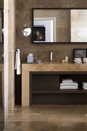 Junior Süit, Göl Manzaralı