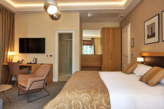 Deluxe Tek Büyük Yataklı Oda, Balkon