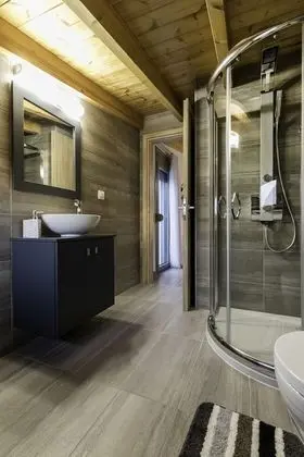 Villa, 3 Yatak Odası, Havuz Manzaralı