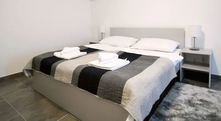 Tek Büyük Yataklı Oda, Balkon