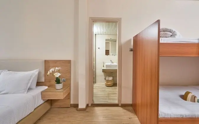 Family Dört Kişilik Oda