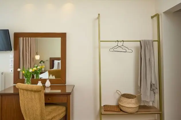 Tek Büyük veya İki Ayrı Yataklı Oda, 1 Yatak Odası