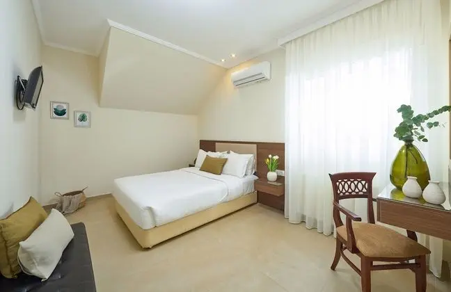 Tek Büyük veya İki Ayrı Yataklı Oda, 1 Yatak Odası