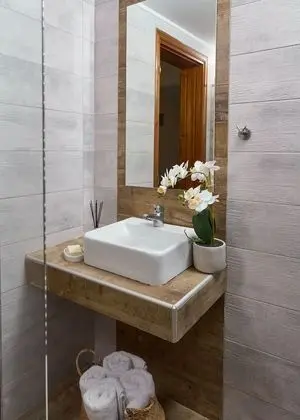 Tek Büyük veya İki Ayrı Yataklı Oda, 1 Yatak Odası