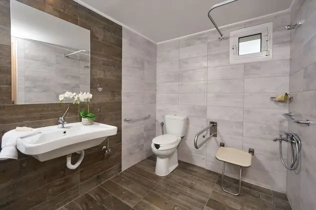 Tek Büyük veya İki Ayrı Yataklı Oda, 1 Yatak Odası