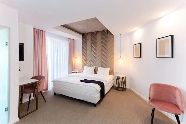 Deluxe Tek Büyük Yataklı Oda, Balkon