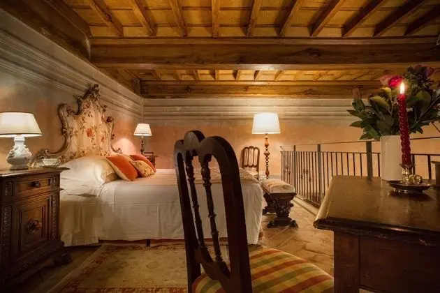 Superior Süit (Naldini)