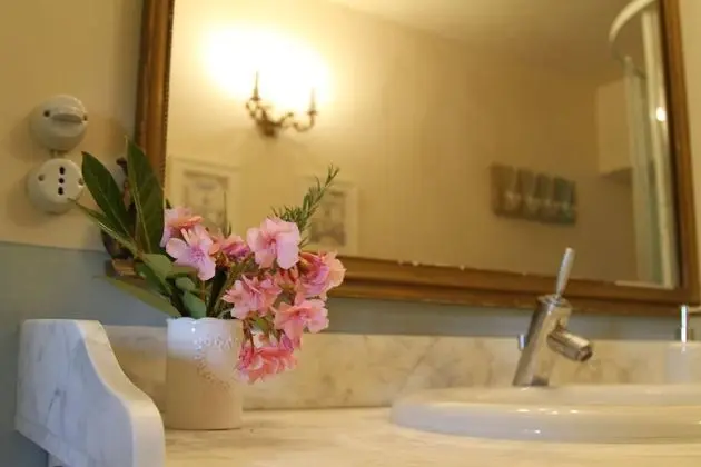 Superior Tek Büyük Yataklı Oda, Bahçe Manzaralı (Riccio)