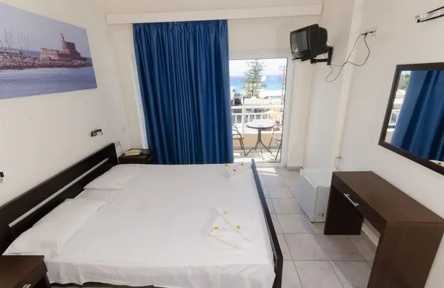 Üç Kişilik Oda