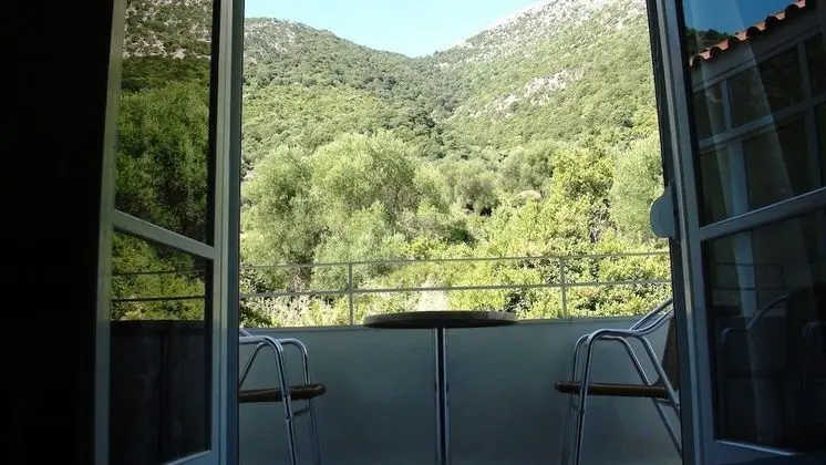 Stüdyo, Dağ Manzaralı