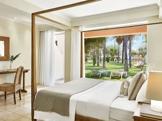 Family Room Open Plan Covered Veranda
