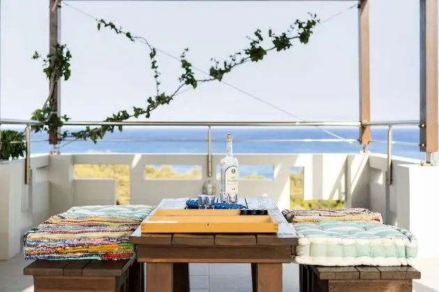 Luxury Villa, 4 Yatak Odası, Kişiye Özel Havuzlu, Denize Sıfır (Alex)